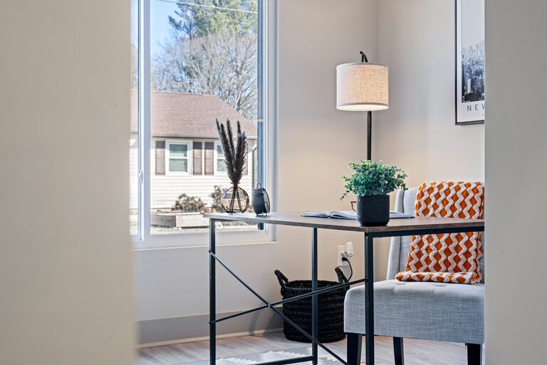 Tips for Creating a Cozy and Functional Home Office Space